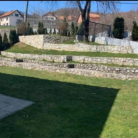 Ella * Semizovac