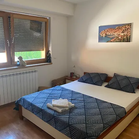 Ella ヴィラ Semizovac